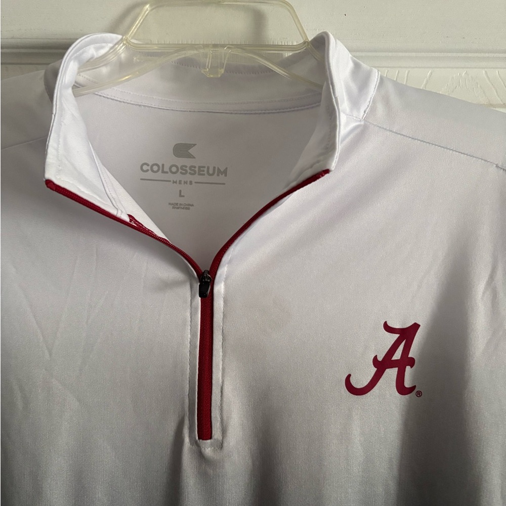 Colosseum White and Red Logo Pullover